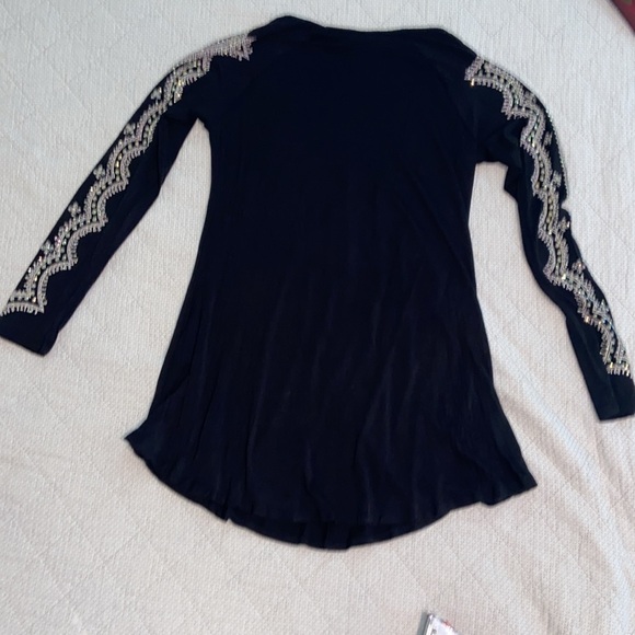 Embellished Black Women's Top medium - Picture 9 of 9
